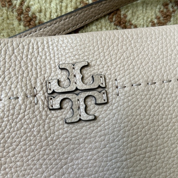 Tory Burch McGraw Leather Crossbody - Picture 11 of 11